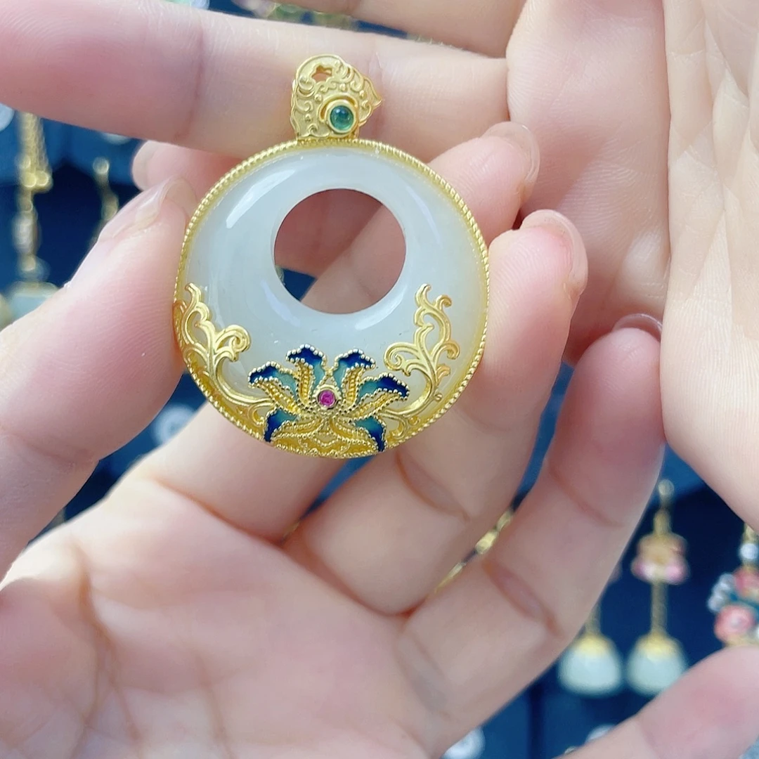 和田玉银S925镀金镶嵌颈饰