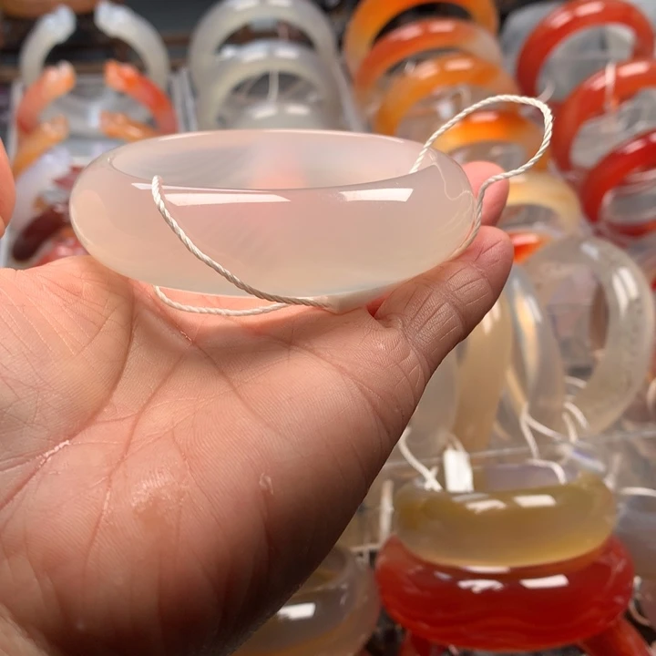 玛瑙/玉髓未镶嵌手镯