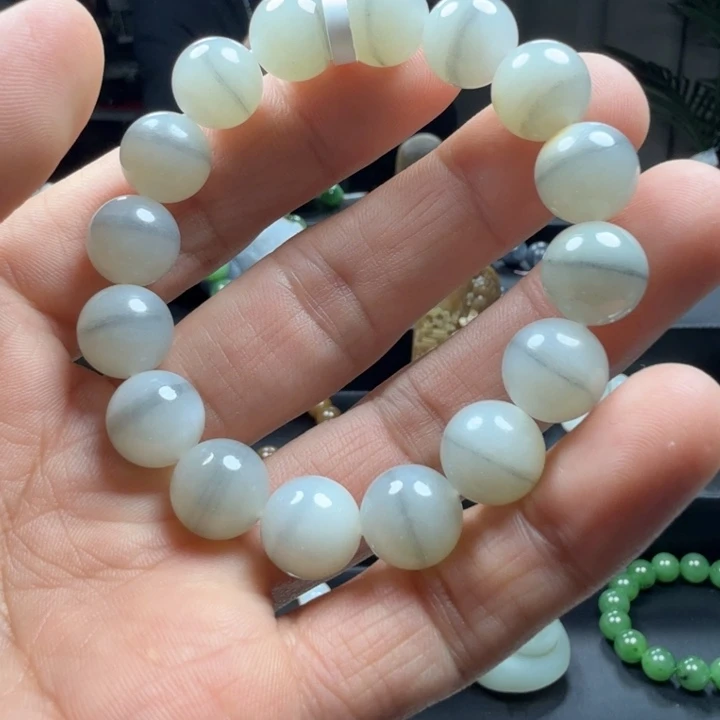 和田玉未镶嵌手链