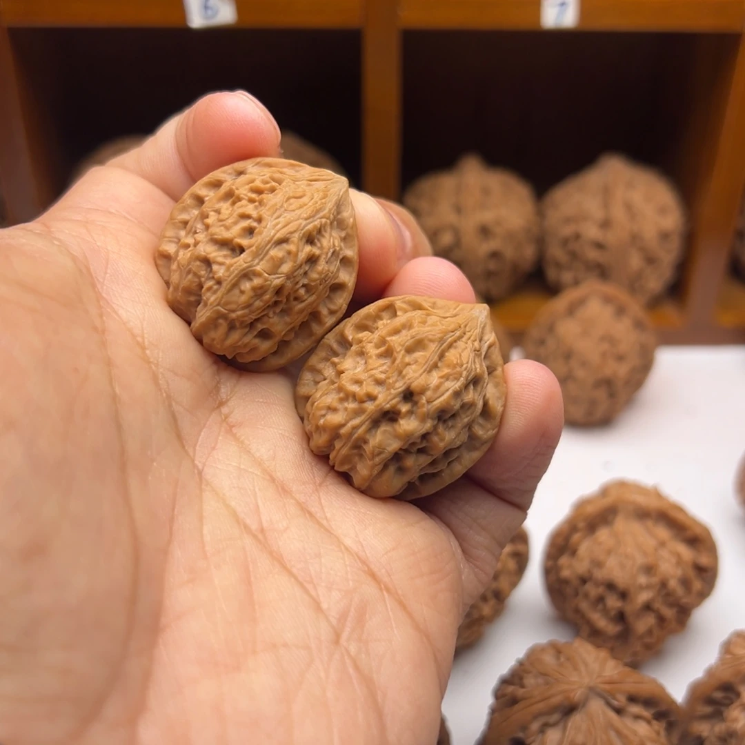 文玩核桃吊坠29全品野生手捻