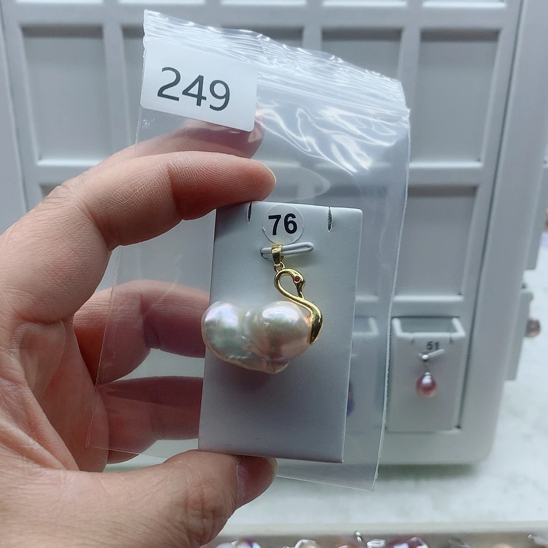 合金吊坠(不含链)淡水珍珠