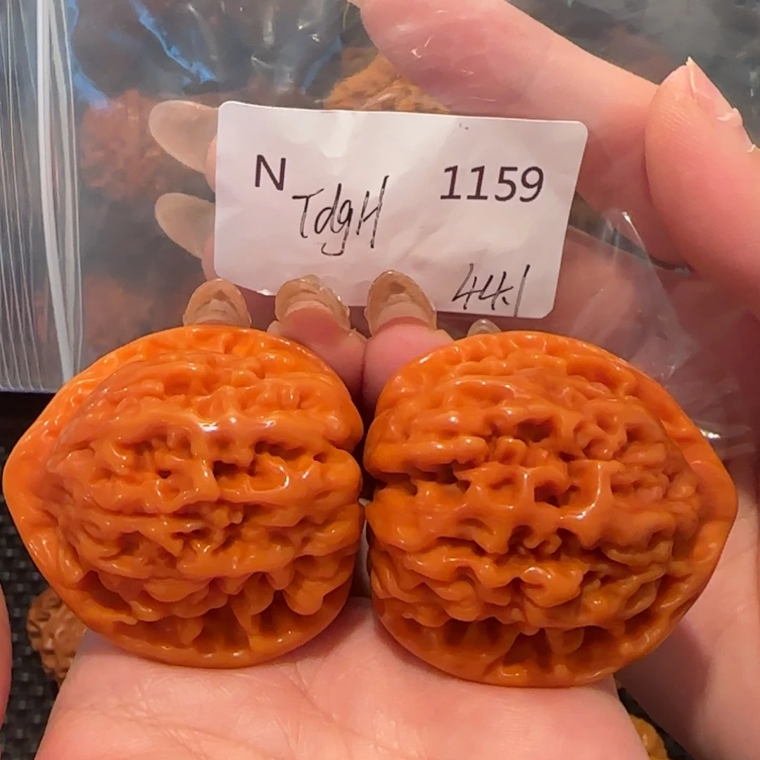 桃核吊坠？官帽44精品