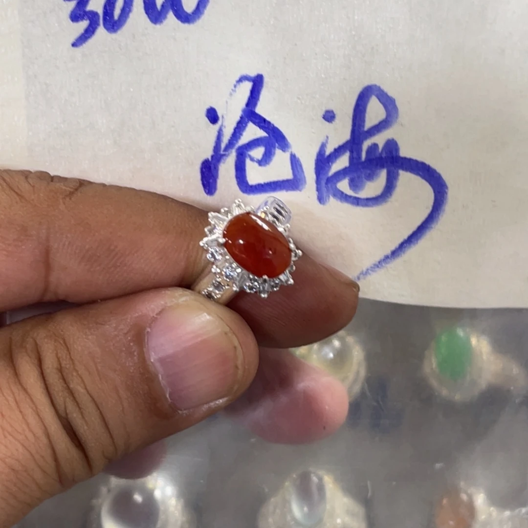 未镶嵌定制翡翠沧**尘蛋面