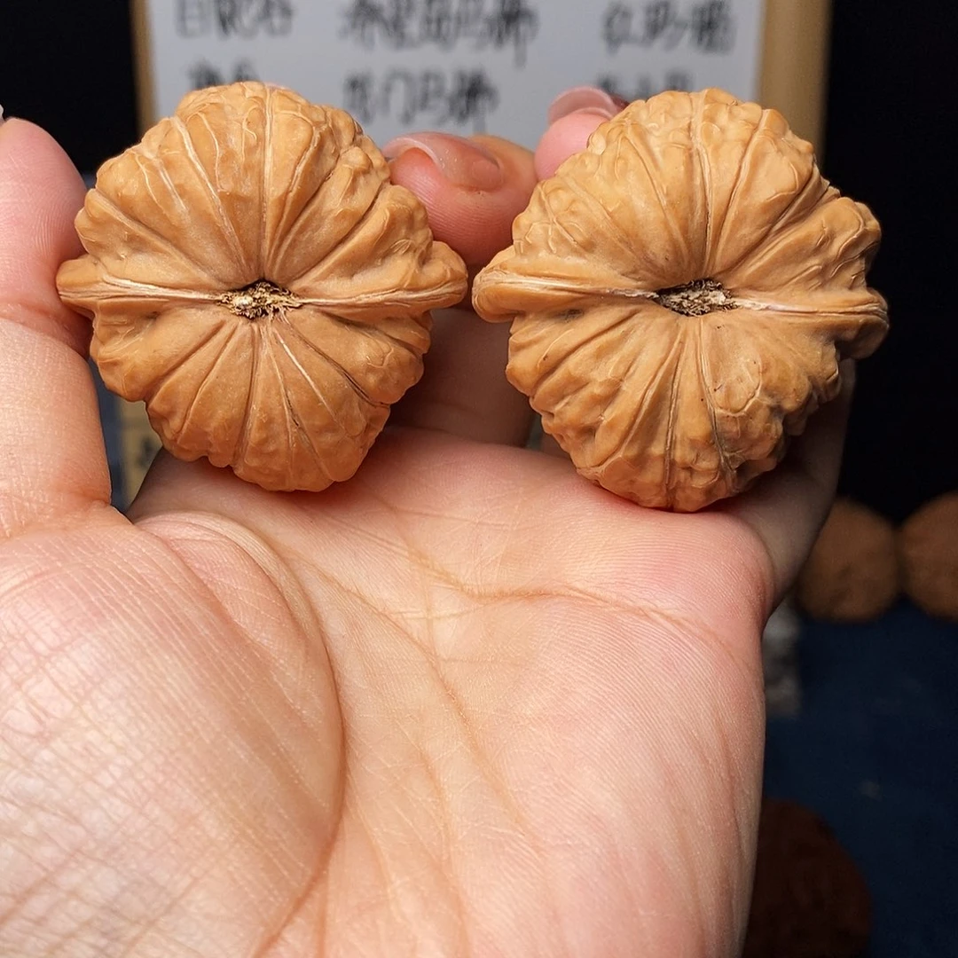 文玩核桃把件南瓜墩