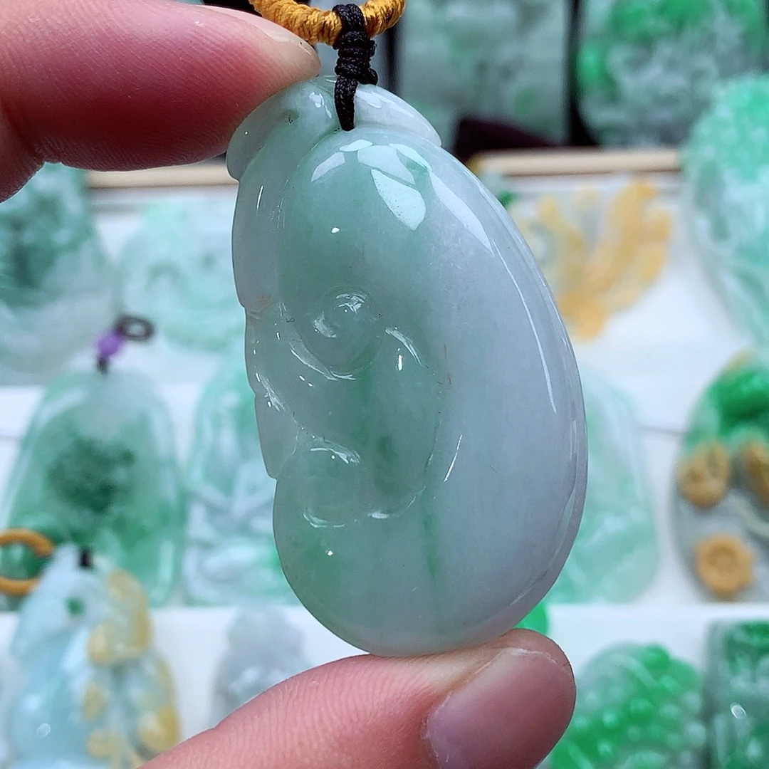 翡翠未镶嵌颈饰翡翠吊坠