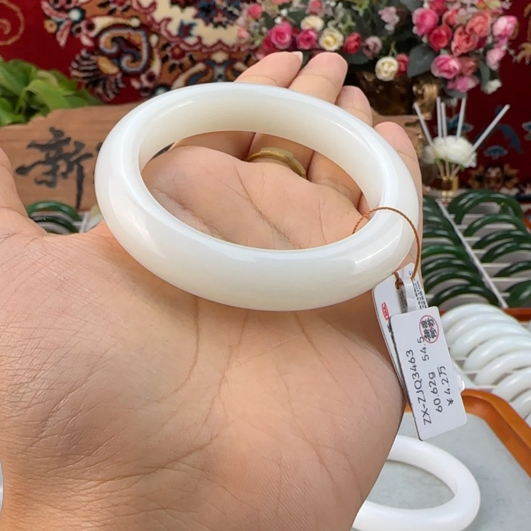 和田玉（白玉）未镶嵌手镯新疆且末和田玉