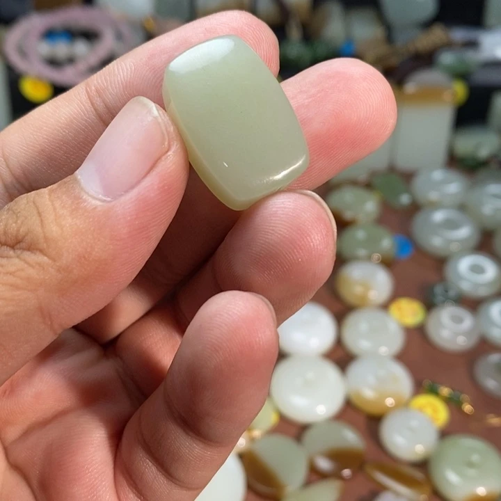 赛***花和田玉未镶嵌吊坠(不含链)