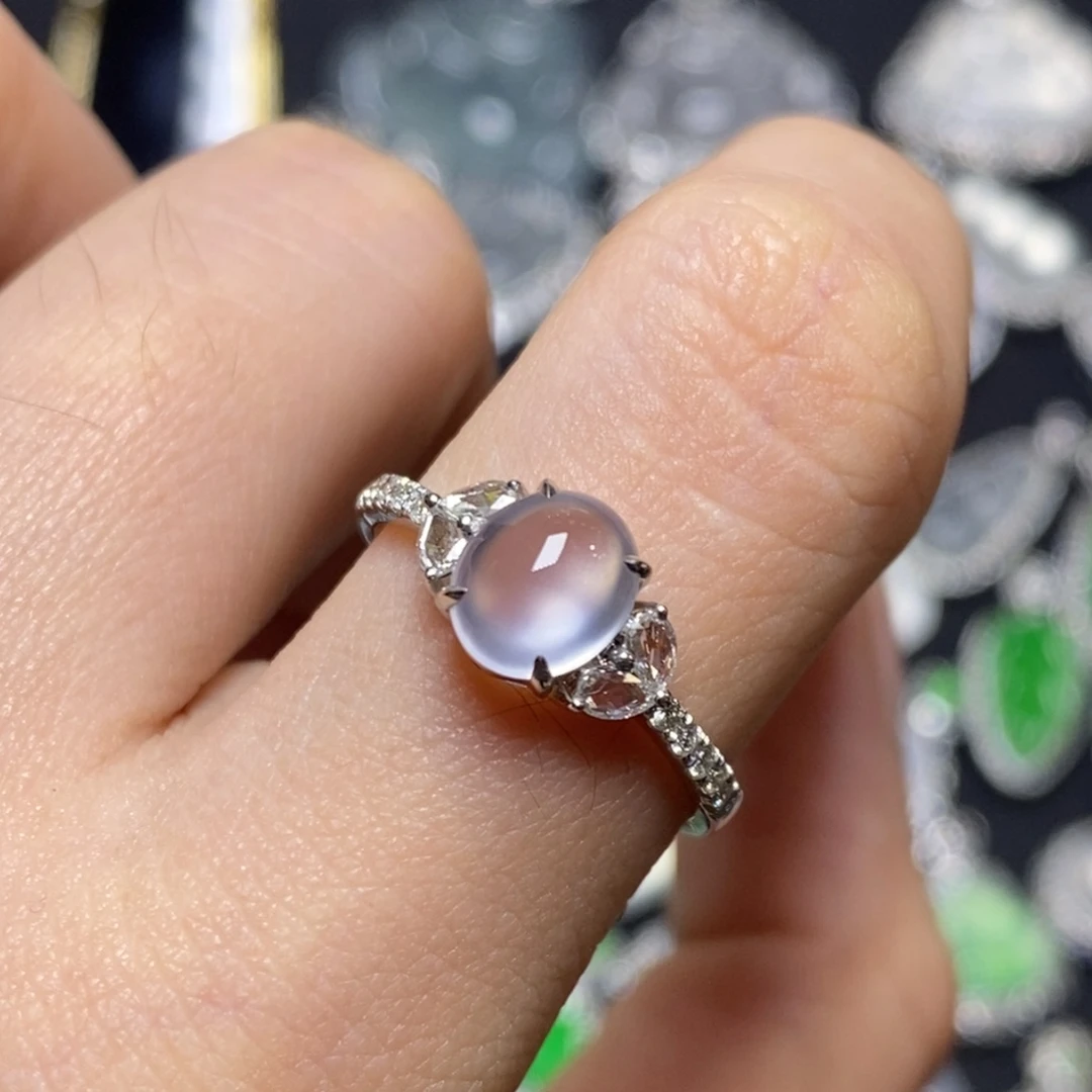 翡翠18K金镶嵌戒指玻璃种蛋面