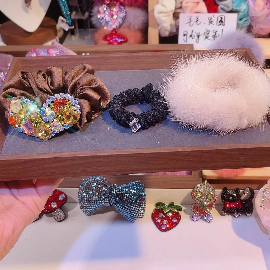 小***秋非金属皮质电话线送