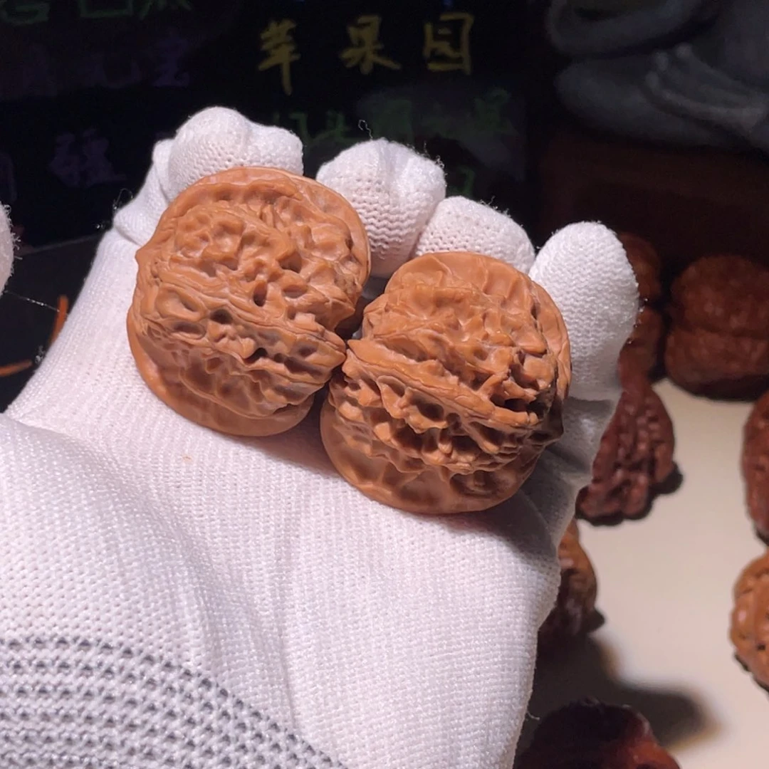 文玩核桃把件马蹄6070，1266