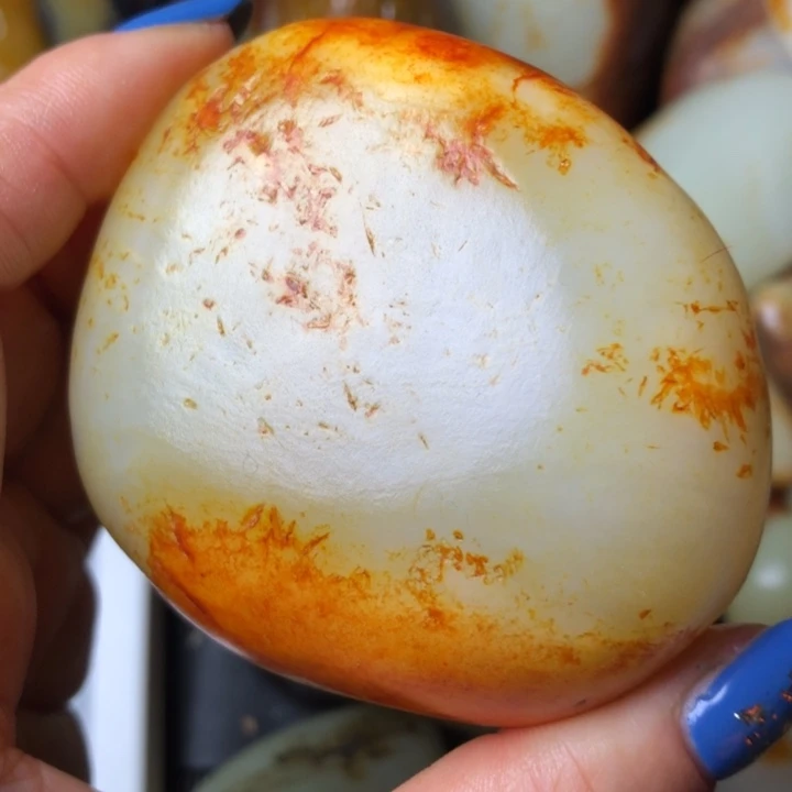 t***-和田玉未镶嵌珠宝奇石