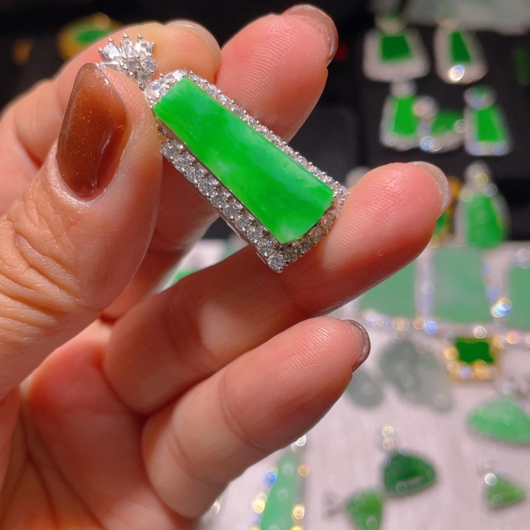 翡翠颈饰银S925镶嵌精品