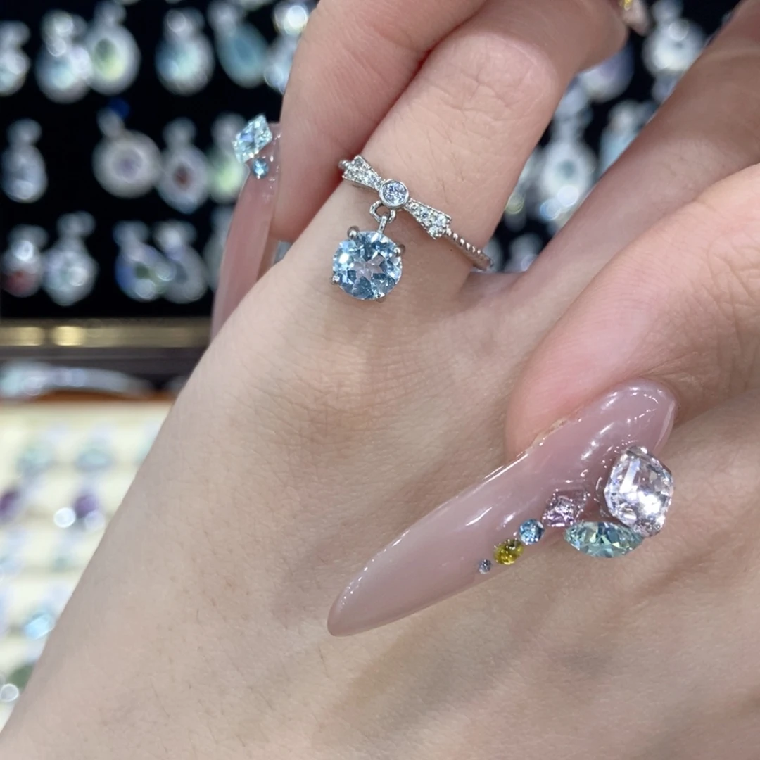 银S925镶嵌戒指托帕石