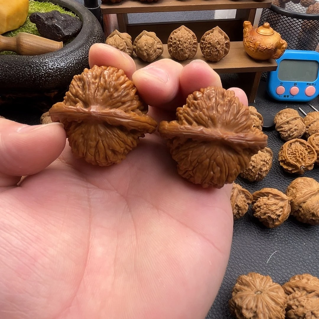 哈***～大叶紫檀（黑酸枝木类）