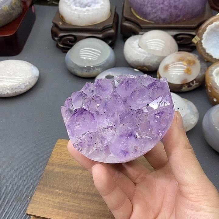 紫晶未镶嵌摆件紫晶手捧花