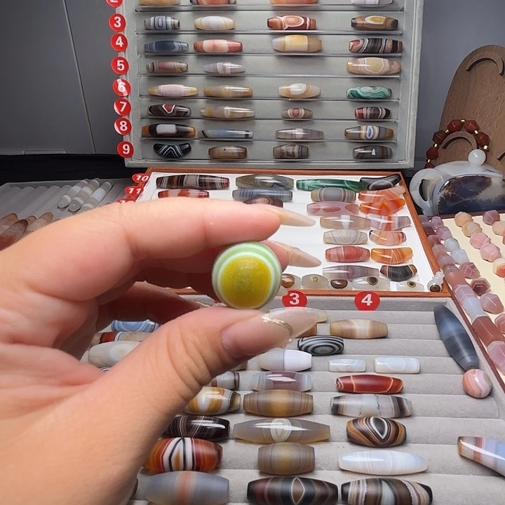 香***）玛瑙/玉髓合金颈饰