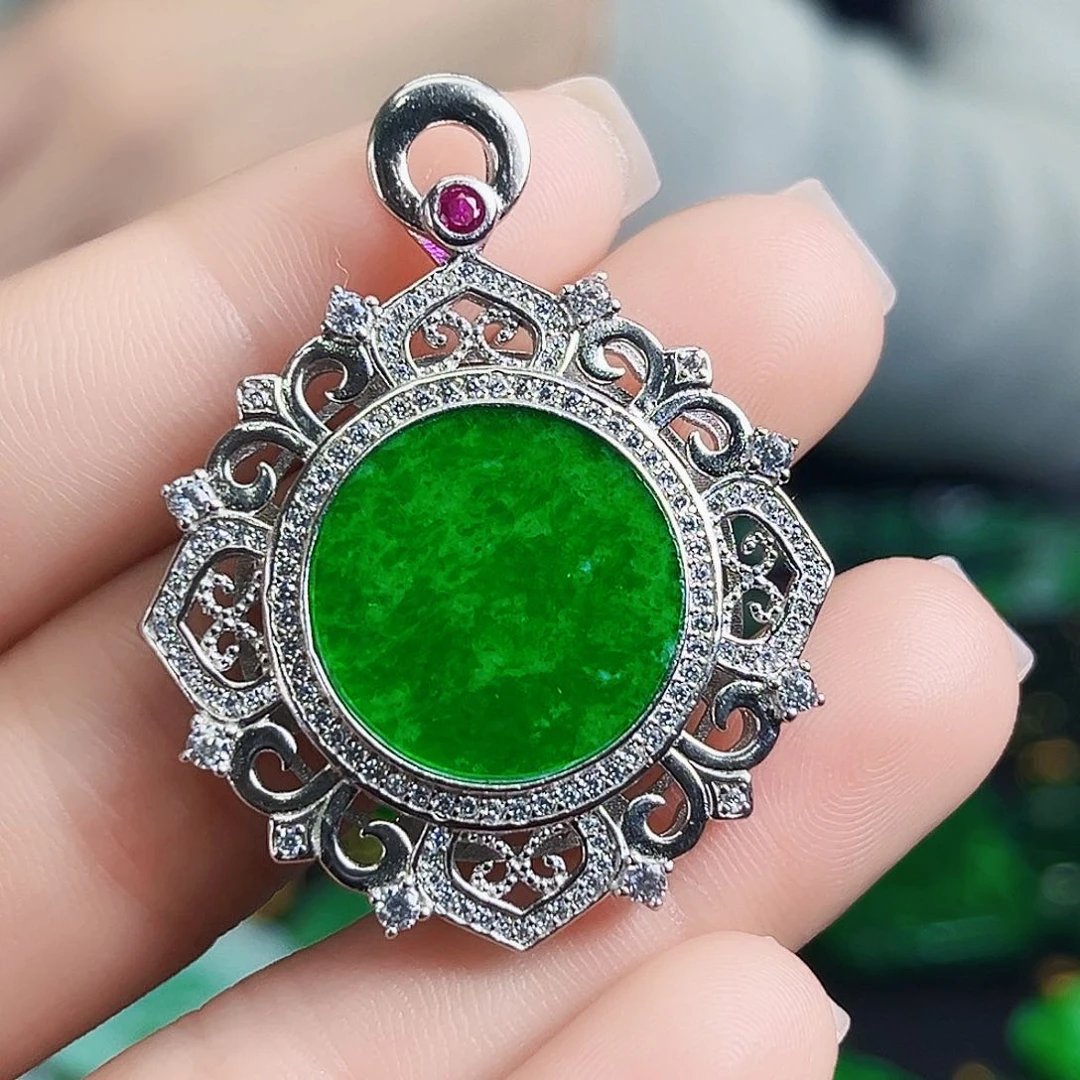 颈饰银S925镶嵌翡翠多样性