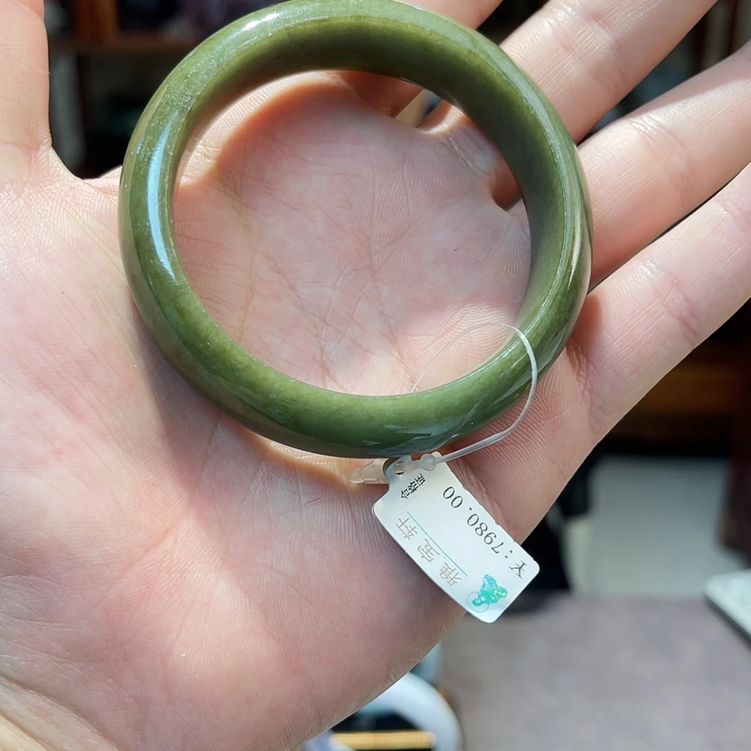 翡翠未镶嵌手镯今日福利