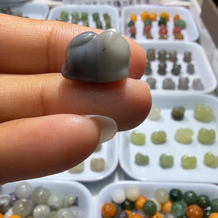 未镶嵌和田玉珠宝半成品