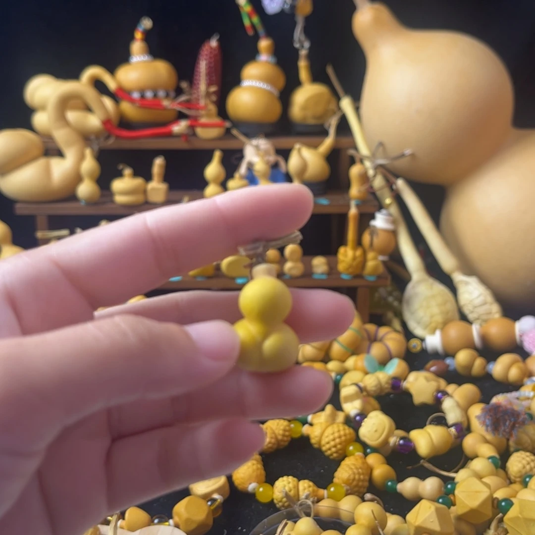 嘉***一颗小金蝉单品