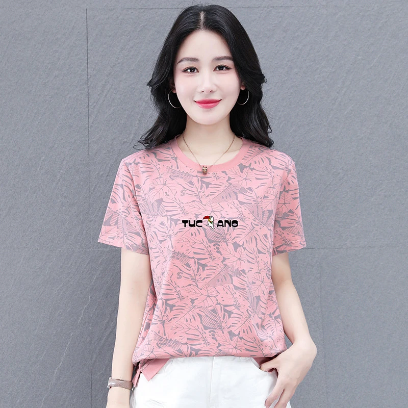 短款休闲显瘦t恤
