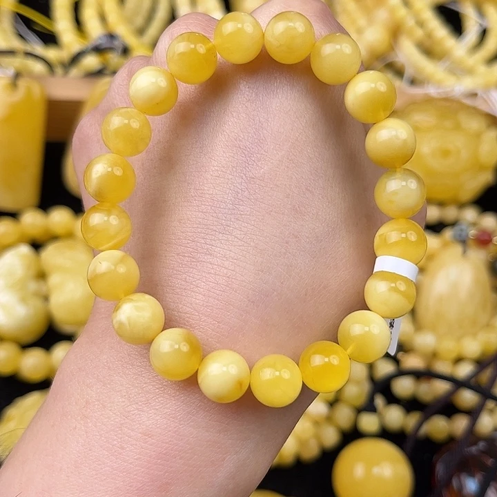 琥珀未镶嵌颈饰琥珀，多样性发其一