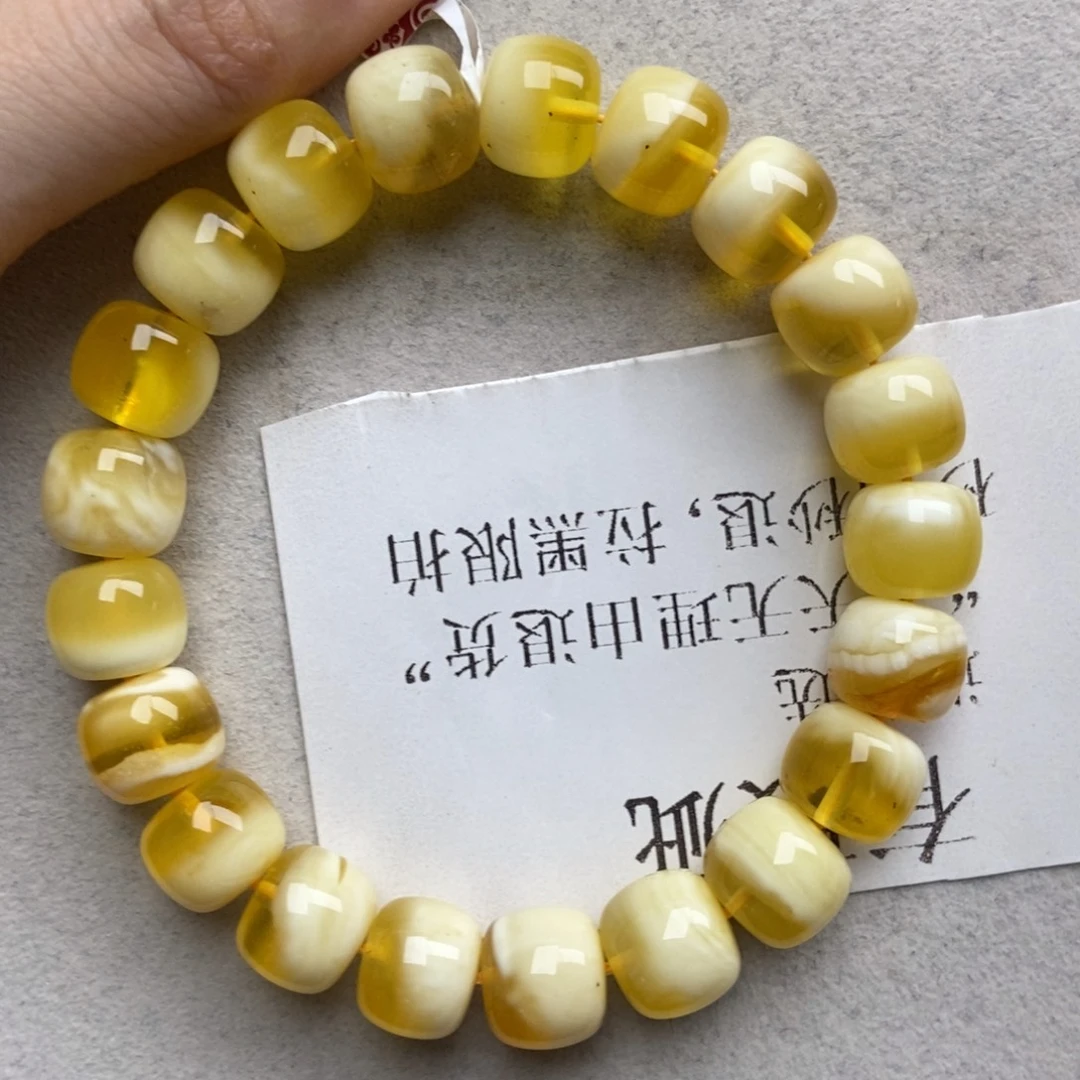 琥珀未镶嵌珠宝奇石6