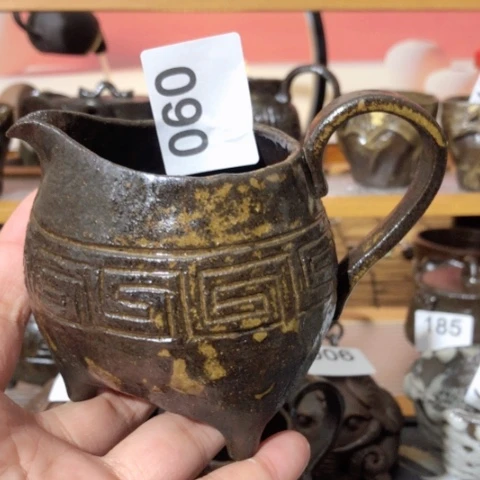 木有一点点的小姐姐