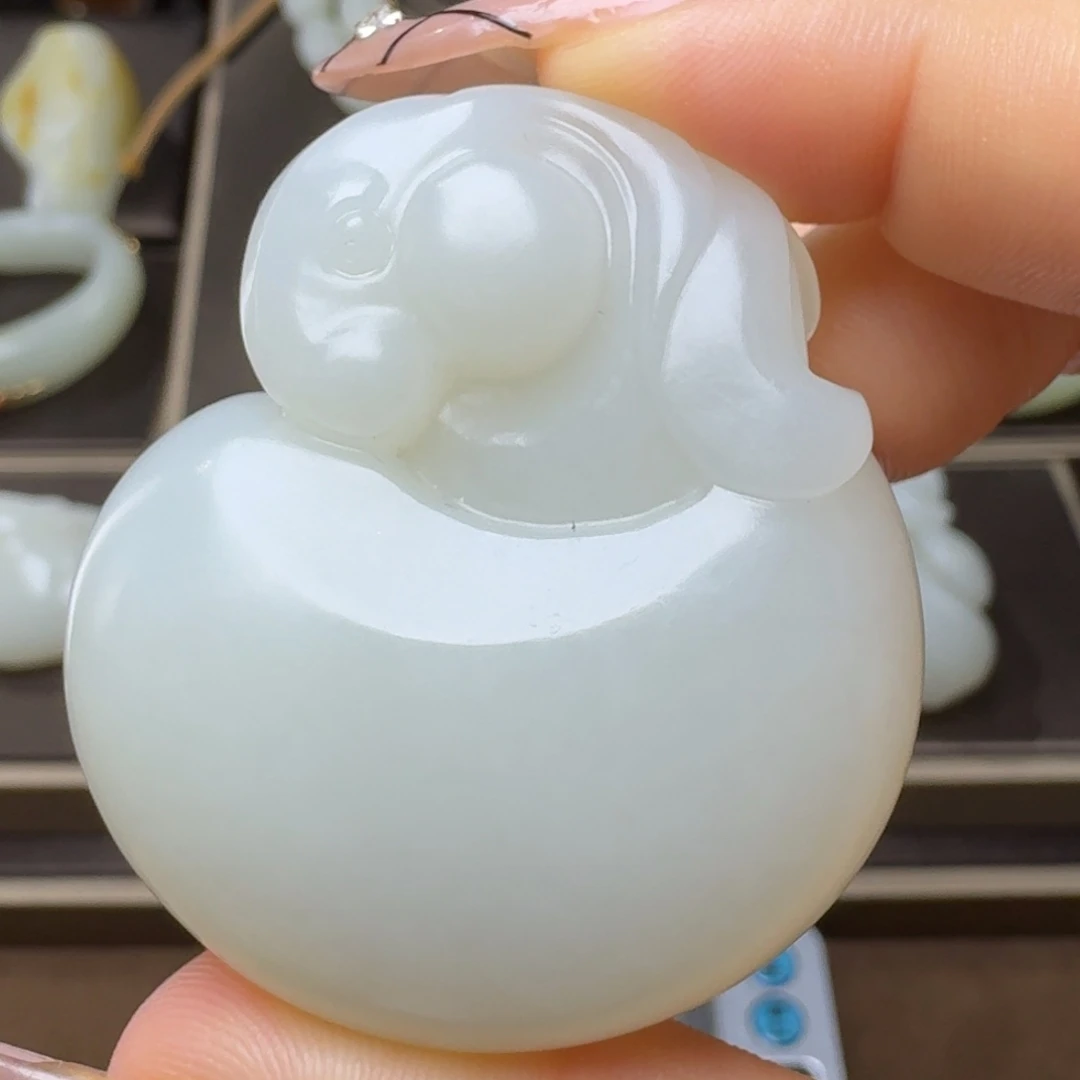 和田玉未镶嵌挂件