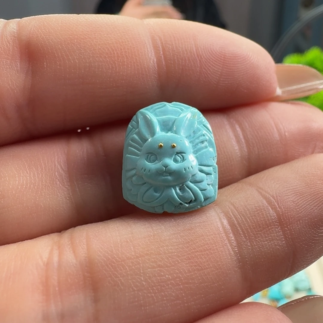 绿松石未镶嵌颈饰