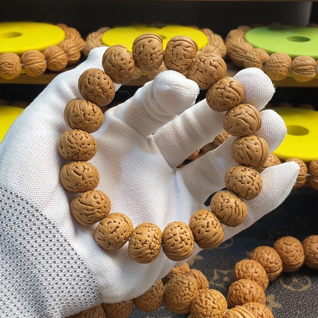 文玩核桃手串树王纽扣