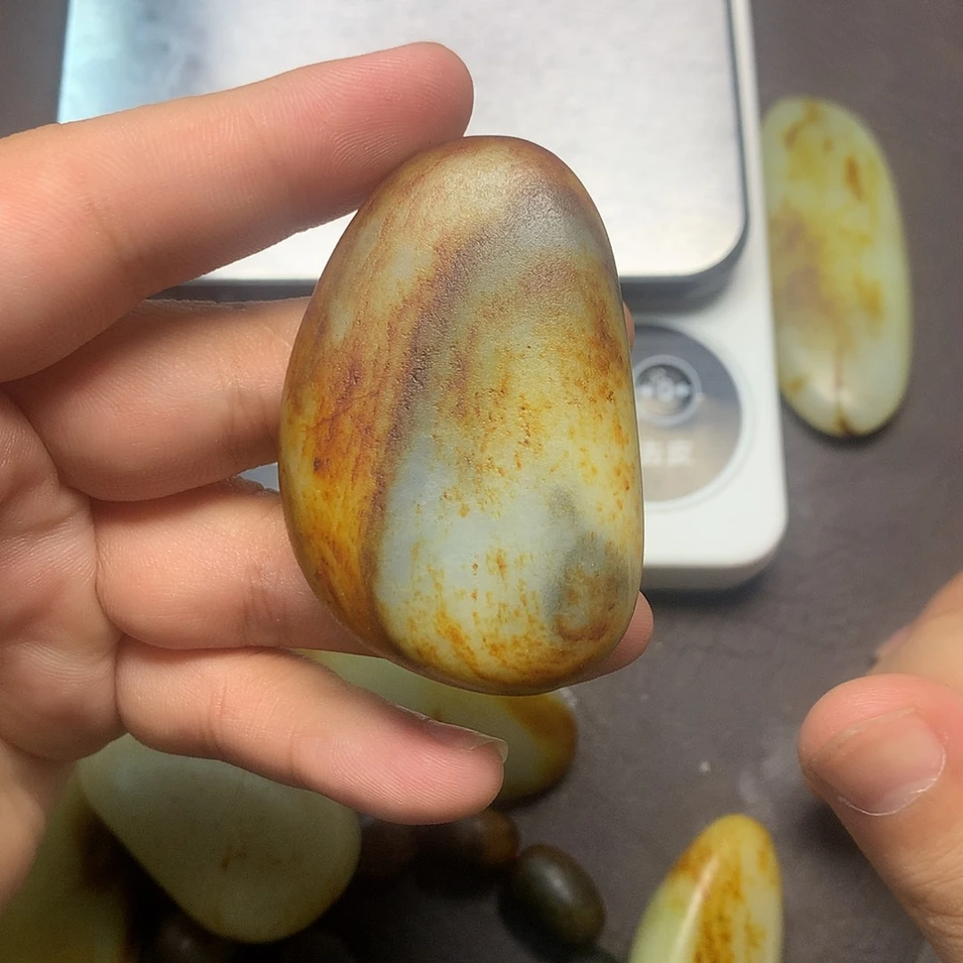 和田玉（糖玉）未镶嵌挂件