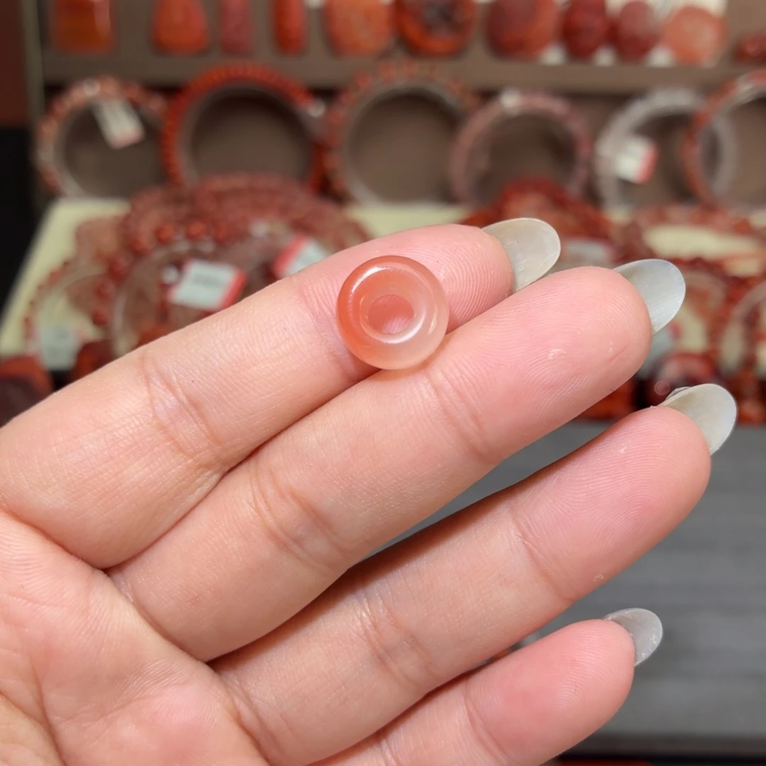 猫***妖南红玛瑙未镶嵌颈饰甜甜圈