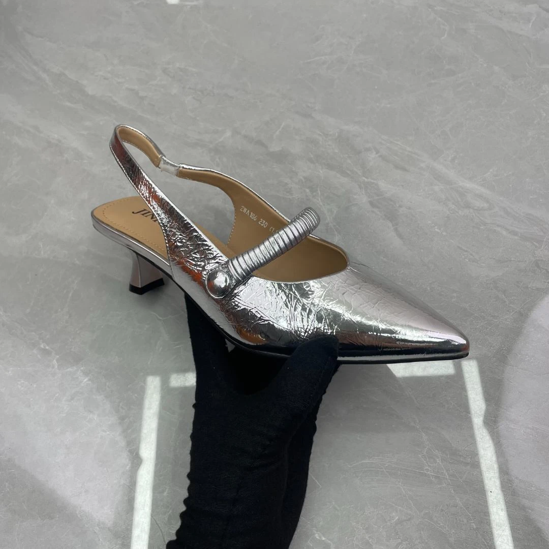 凉鞋女 (牛皮) A186 (孤品) g区37码