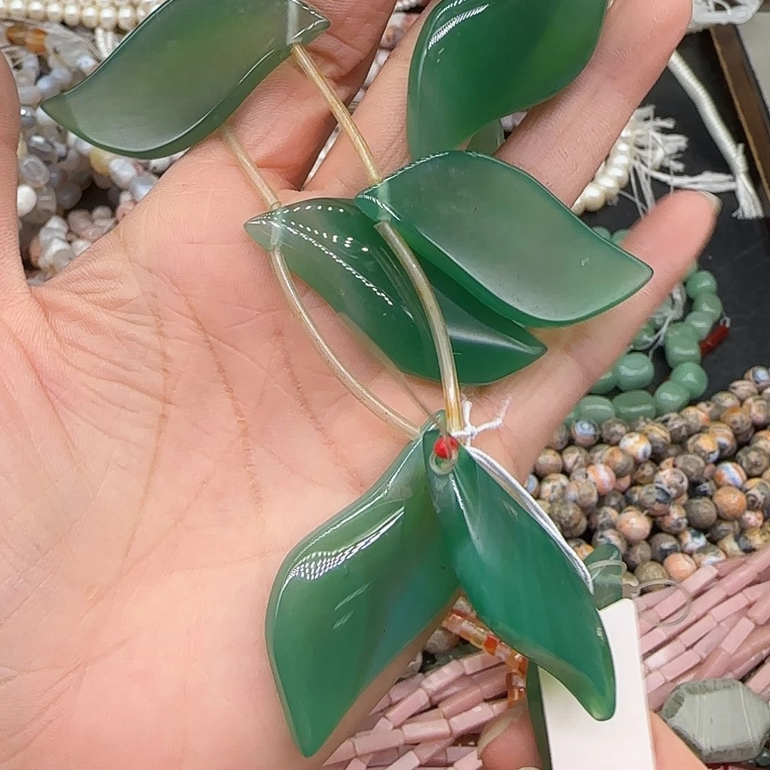 合金玛瑙/玉髓珠宝半成品绿玛瑙一条
