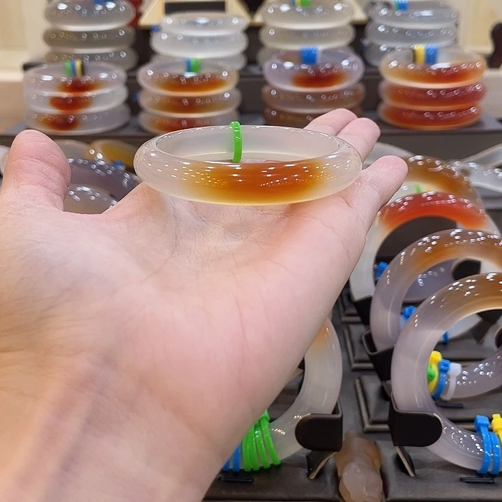 玛瑙/玉髓未镶嵌手镯20