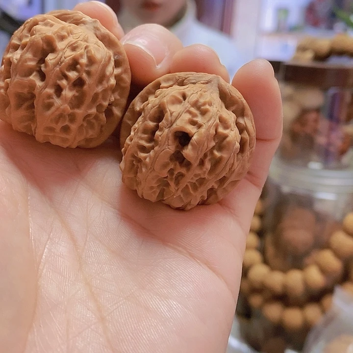 【闪购商品】文玩核桃把件34大石窝