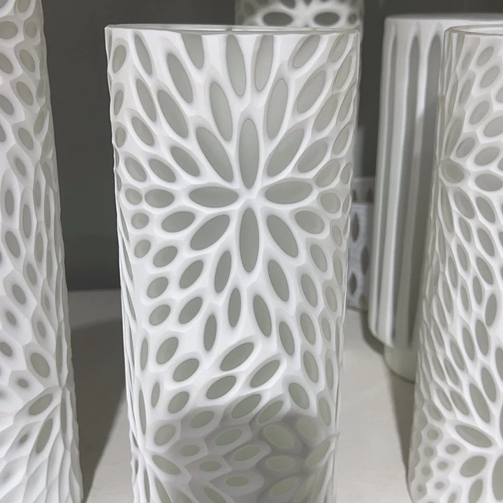 琉璃手工艺品白瓷磨刻花瓶花器高30口12