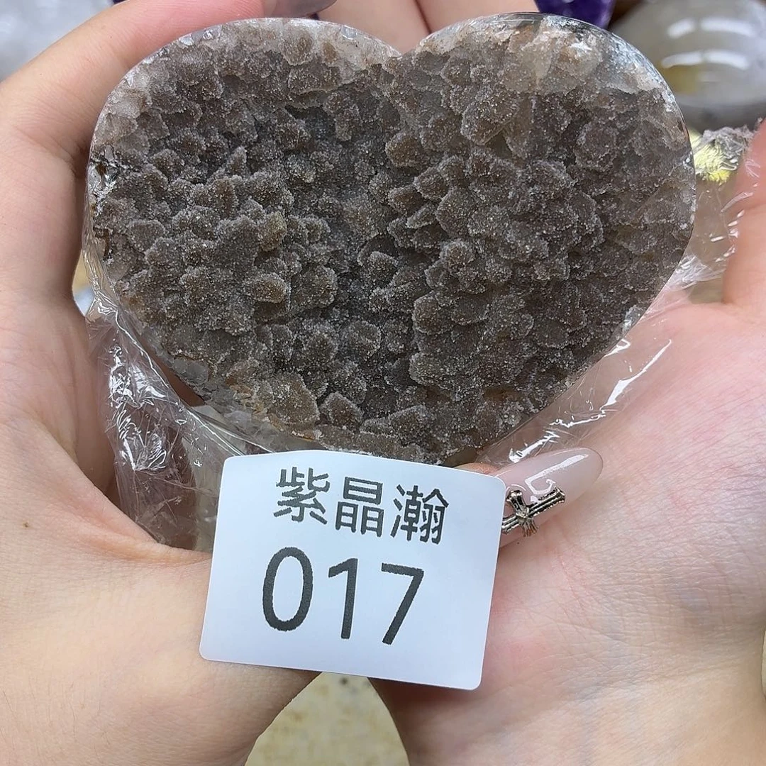 未镶嵌水晶大型摆件（非配饰）