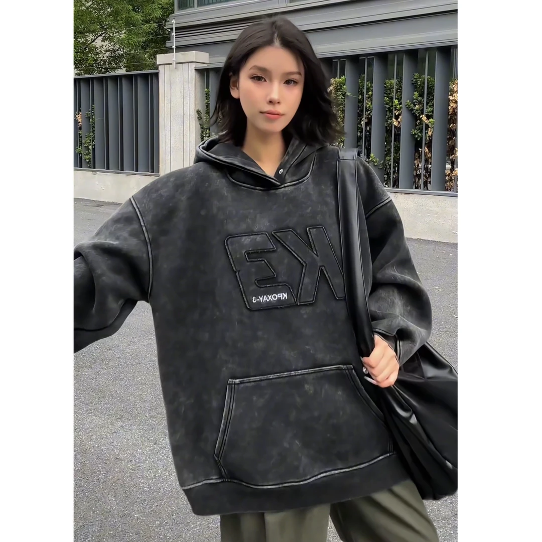 2025秋冬高级感水洗做旧贴布美式潮牌宽松高街黑灰连帽卫衣男女