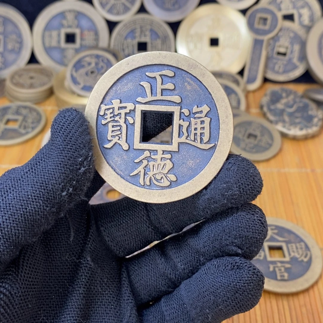 螺***钉翻砂工艺作品现代
