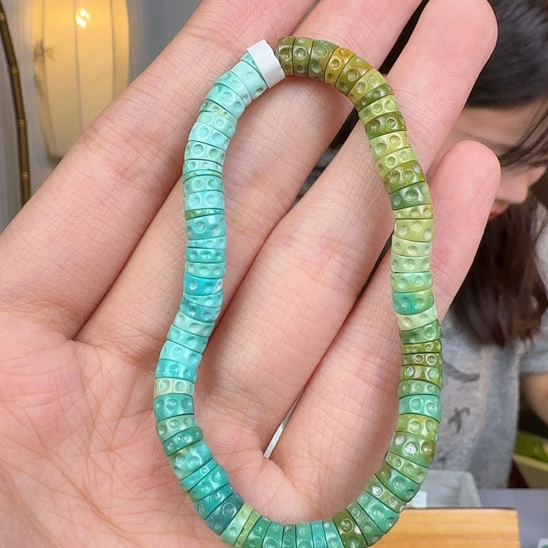 绿松石未镶嵌挂件