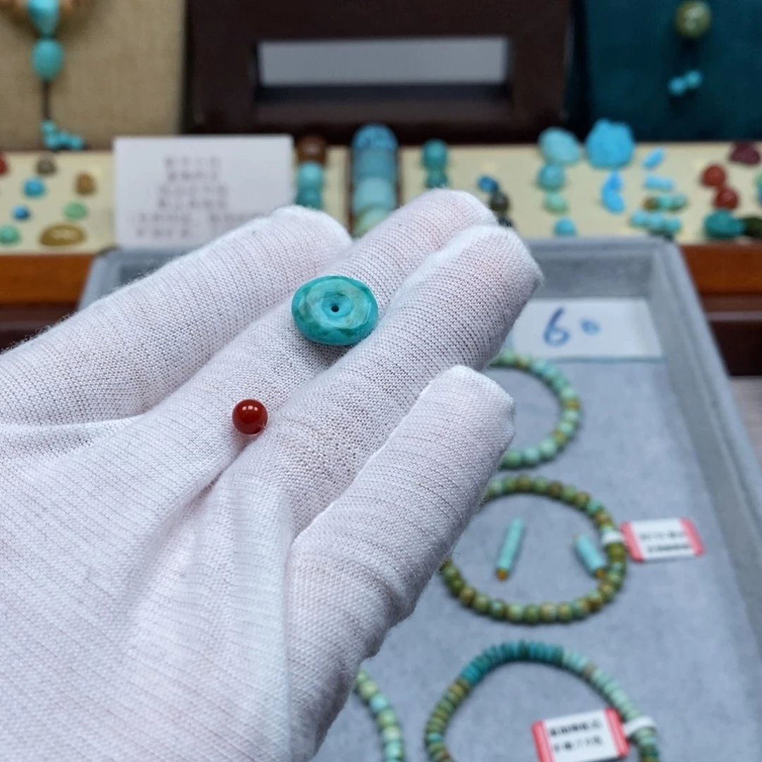 未镶嵌配饰南红玛瑙