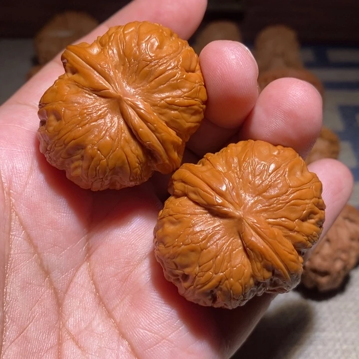 伟***少文玩核桃吊坠核桃
