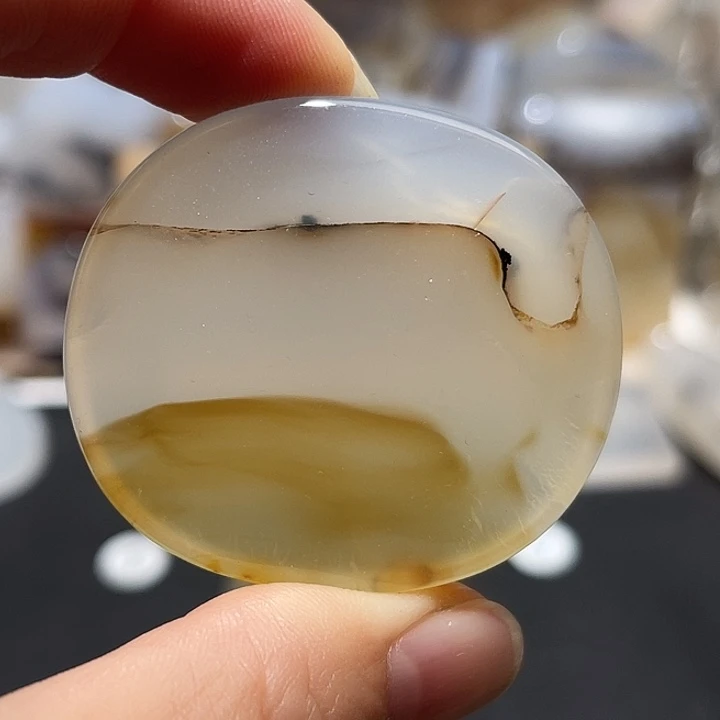 未镶嵌颈饰玛瑙/玉髓