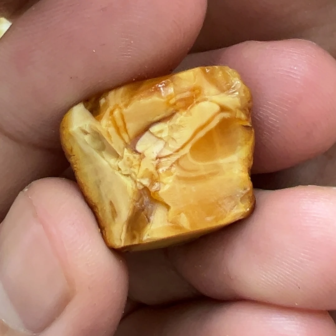 未镶嵌定制琥珀蜜蜡