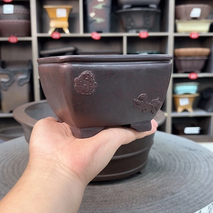 紫砂花盆紫砂的味道真的是