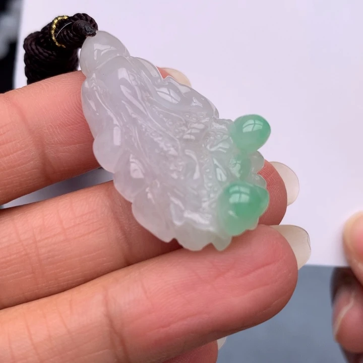 翡翠未镶嵌吊坠(不含链)翡翠吊坠白菜