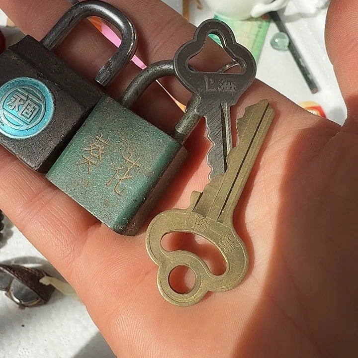 布***施扇子ncjcjjchfhhdhdhdhfhfhddhdh