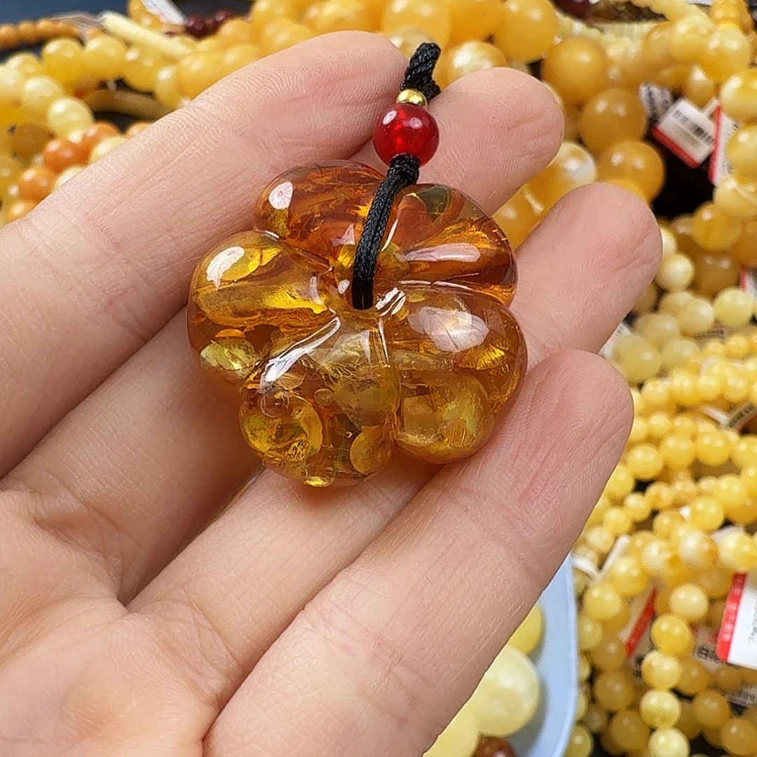 琥珀未镶嵌珠宝奇石